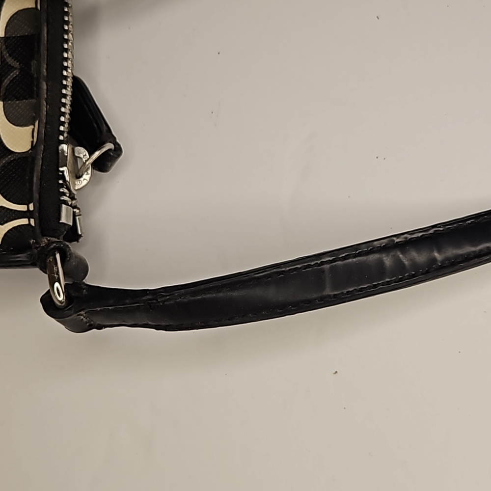 Authentic Coach Monogram Set - Picture 6 of 9
